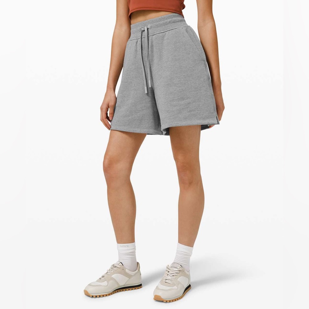 Lululemon All Yours Short High Rise 7" size 4 Heathered Core Medium Grey HCMG